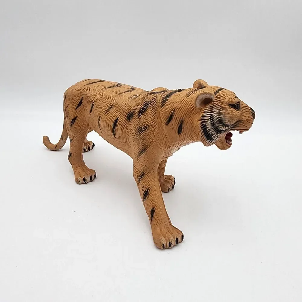 Imperial Toys Tiger‎ Figurine Solid PVC Vintage 11